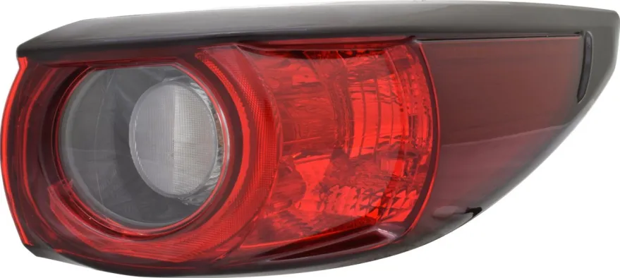 Baklampa Ytterdel Vänster Mazda C-X5 II KF