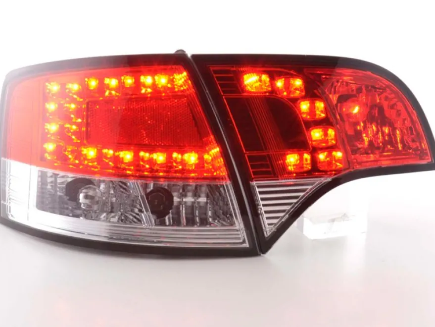 Baklampor LED Röd/Klarglas Audi A4 (B7/8E) Avant 2004-2008
