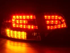 Baklampor LED Röd/Klarglas Audi A4 (B7/8E) Sedan 2004-2008