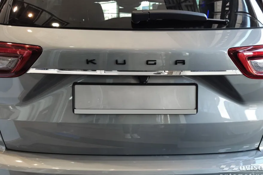Dekorlist baklucka Ford Kuga III 2019– Krom
