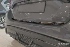 Dekorlist baklucka Toyota Yaris IV 5D 2020– Blank Svart