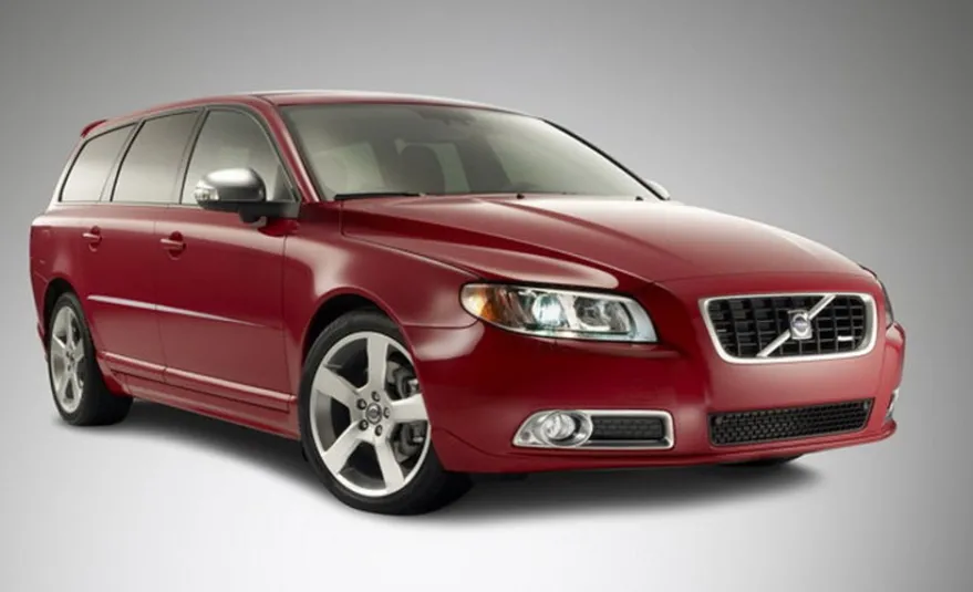 Dimljusgaller R-Design Volvo V70 III 2008- För bilar med parkassistans