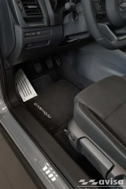 Fotstöd Borstad stål Nissan Qashqai III 2021->