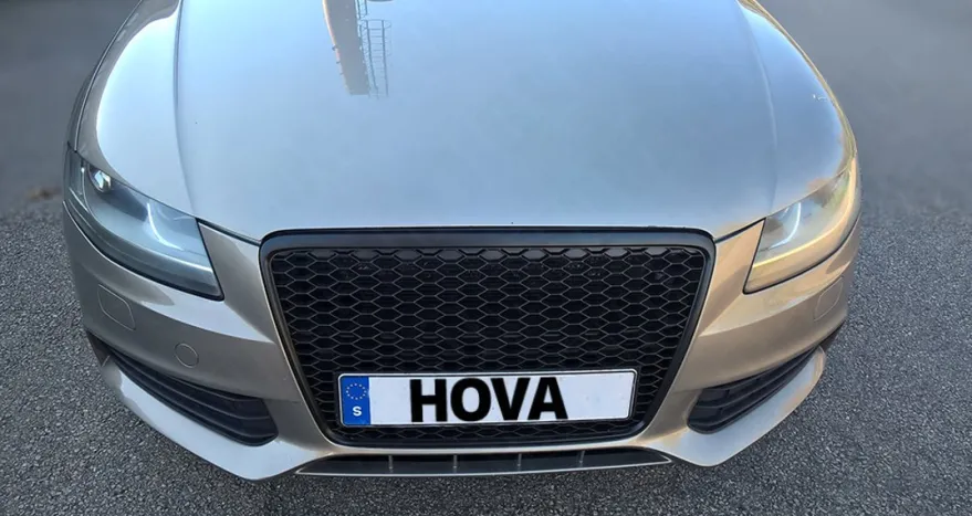 Grill Svart Audi A4 (B8-8K) 2008-2012