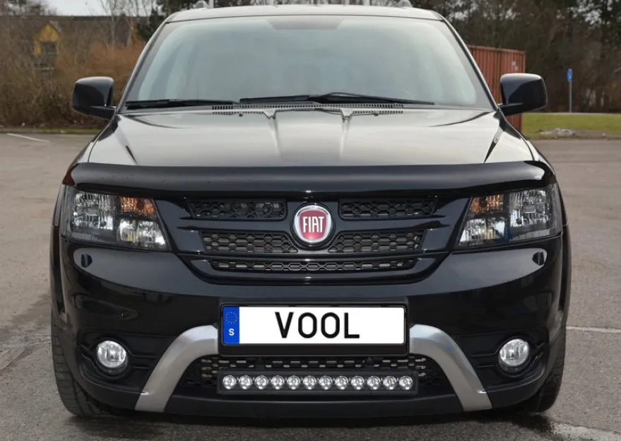 Huvskydd Fiat Freemont 2012-2016 OBS ! Passar ej Black Code