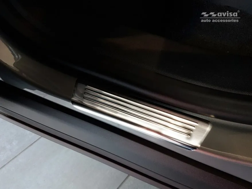 Instegslister i Borstad Stål Ford Kuga III 2019->