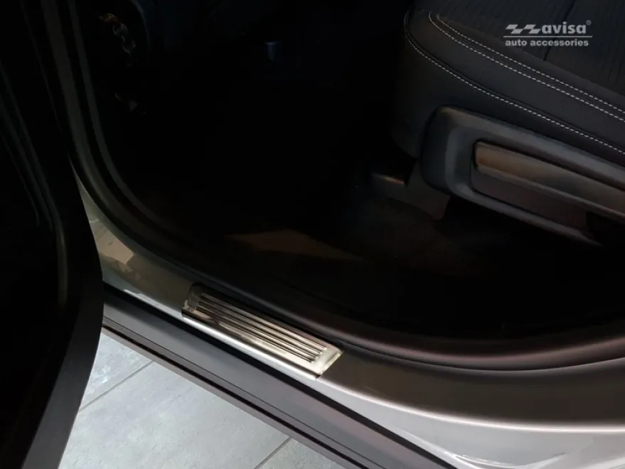 Instegslister i Borstad Stål Ford Kuga III 2019->