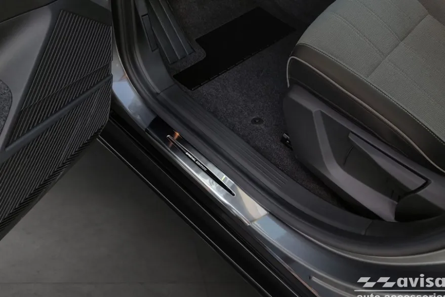 Instegslister i Borstad Stål Renault Megane E-TECH SUV 2022->