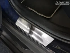 Instegslister i Borstad Stål Toyota RAV4 V Hybrid 2018-><noscript><img width=