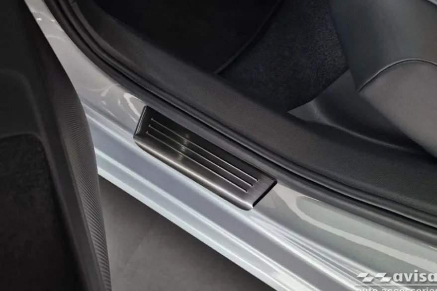 Instegslister i Borstad Svart Stål Skoda Superb IV Kombi 2024->