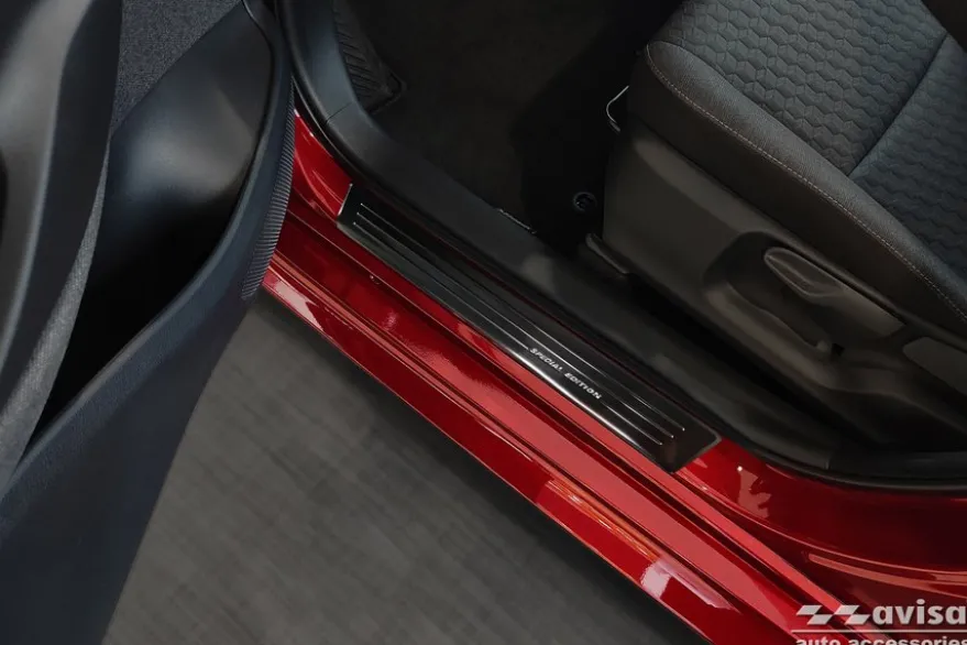 Instegslister i Borstad Svart Stål Toyota Yaris IV (XP21) 5D 2020->