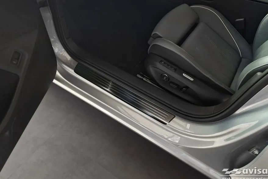 Instegslister i Borstad Svart Stål VW Passat B9 Variant 2024->