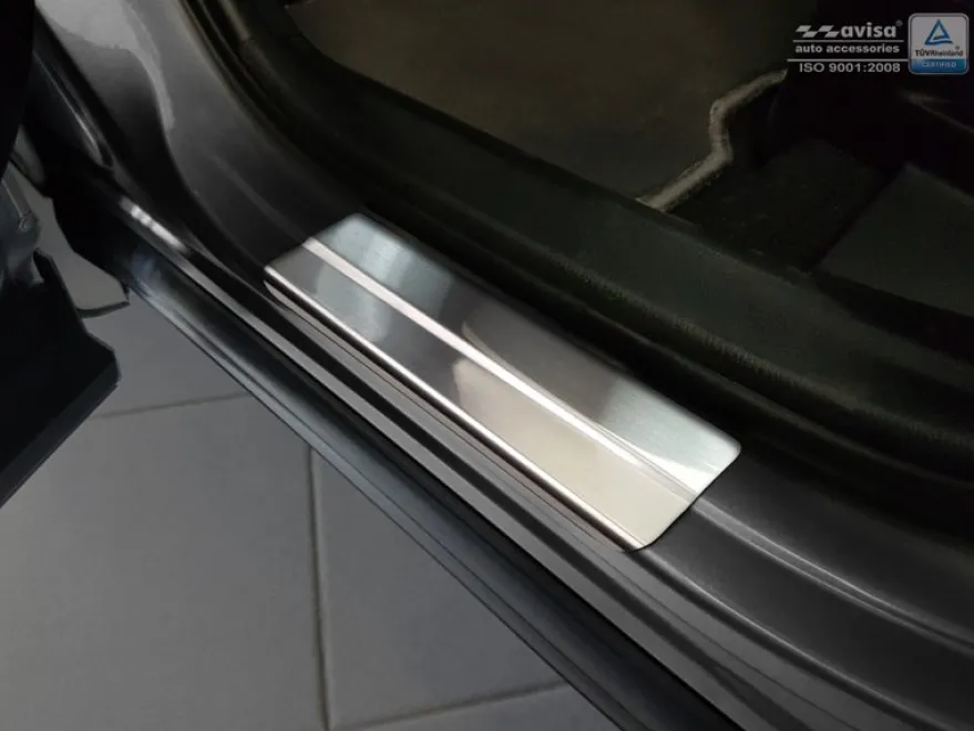 Instegslister Toyota RAV4 IV