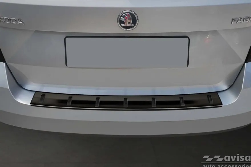 Lastskydd Hybrid Rostfri Svart Metall Skoda Fabia III Kombi 2014-2018