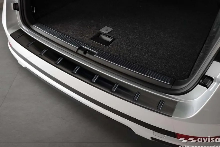 Lastskydd Hybrid Rostfri Svart Metall Skoda Superb III Kombi SCOUT III 2015->