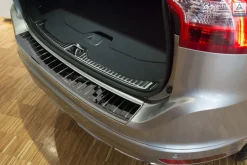 Lastskydd Rostfri Blank Svart Metall Volvo XC60 2013-2017