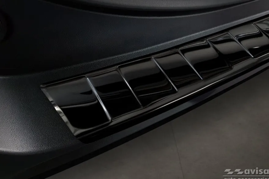 Lastskydd Rostfri Blank Svart Toyota Rav4 V 2018-> Suzuki Across 2020->