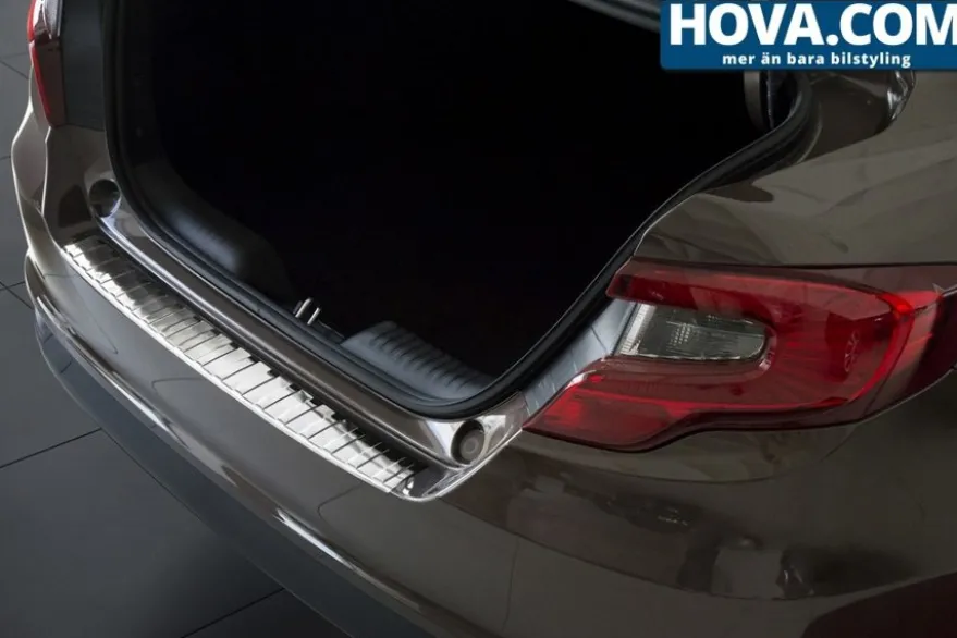 Lastskydd Rostfri Borstad Metall Fiat Tipo Sedan 2016->
