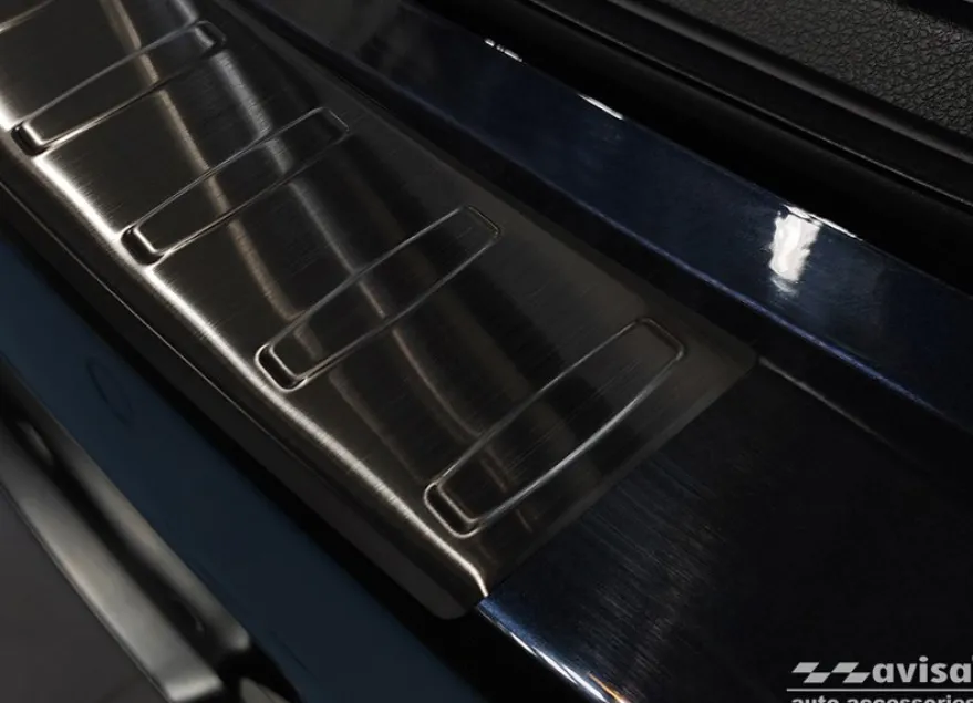 Lastskydd Rostfri Borstad Metall Svart Bmw 3-Serie F31 2012-2019