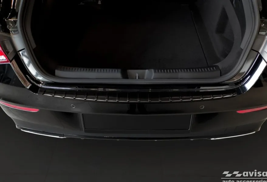 Lastskydd Rostfri Borstad Metall Svart Mercedes CLA II Shooting Brake X118 2019-2025