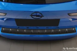 Lastskydd Rostfri Borstad Metall Svart Opel Astra VI Sports Tourer 2022-><noscript><img width=