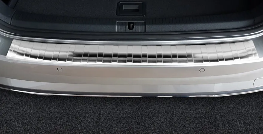 Lastskydd Rostfri Borstad Metall VW Golf VII Variant/Kombi 2017-2020