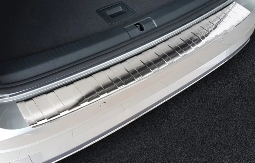 Lastskydd Rostfri Borstad Metall VW Golf VII Variant/Kombi 2017-2020