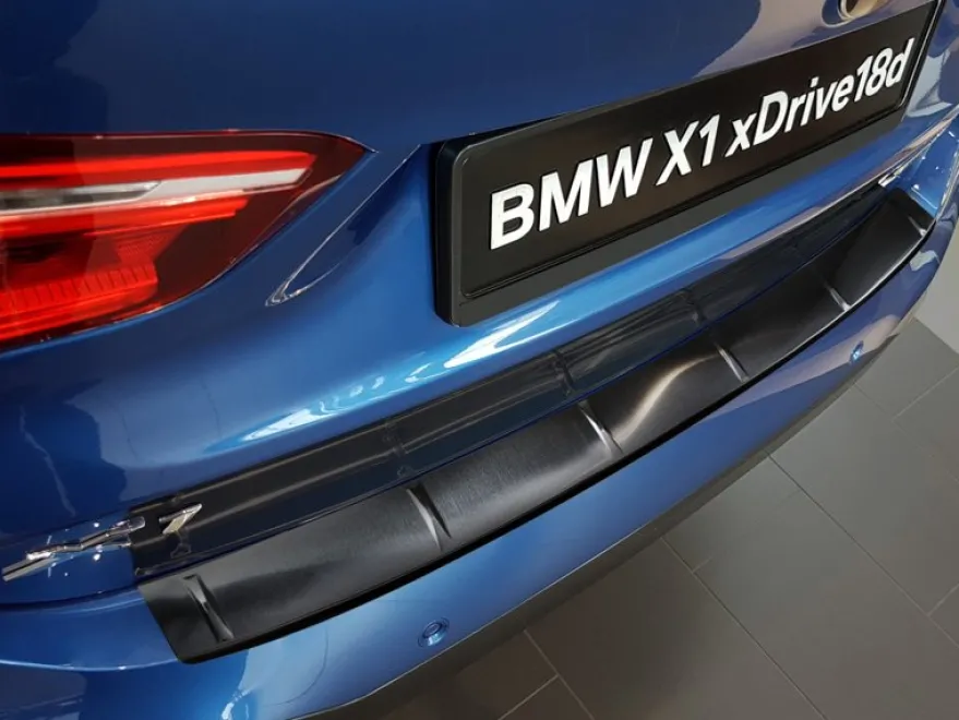 Lastskydd Rostfri Borstad Svart Metall Bmw X1 F48 2015->