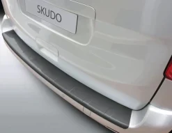 Lastskydd Svart Fiat Scudo 2022->