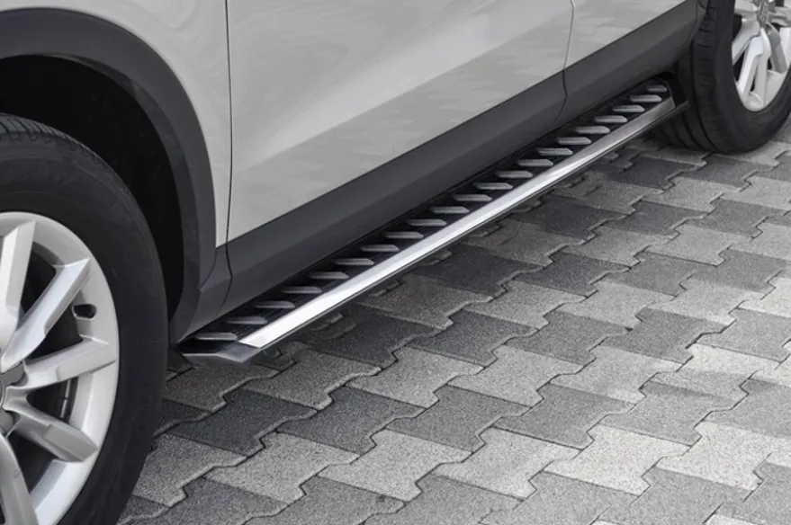 SIDESTEPS URBAN EXCLUSIVE - Audi Q3 2012-