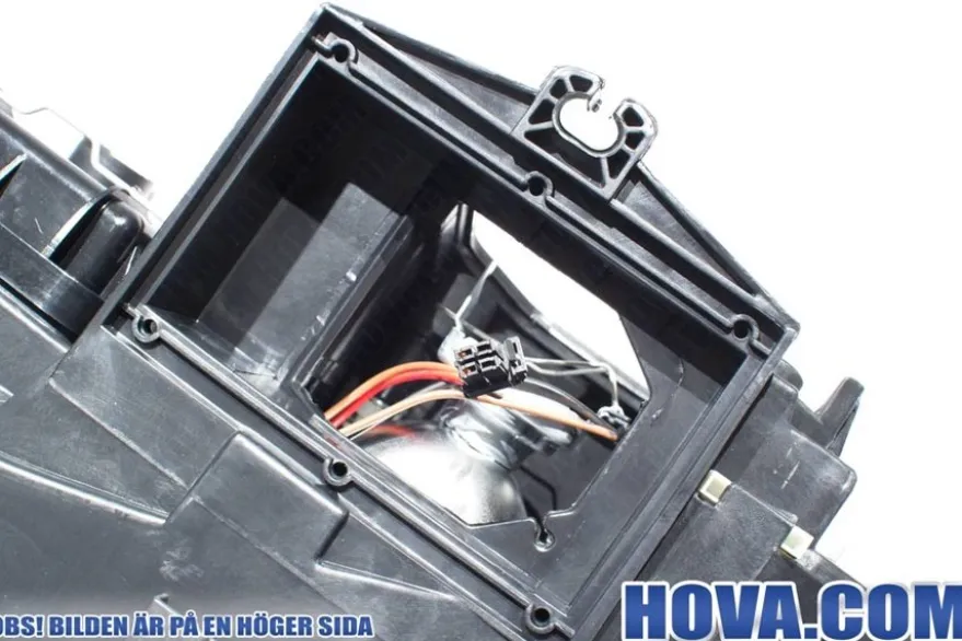Strålkastare Xenon Höger Audi A4 8E B6