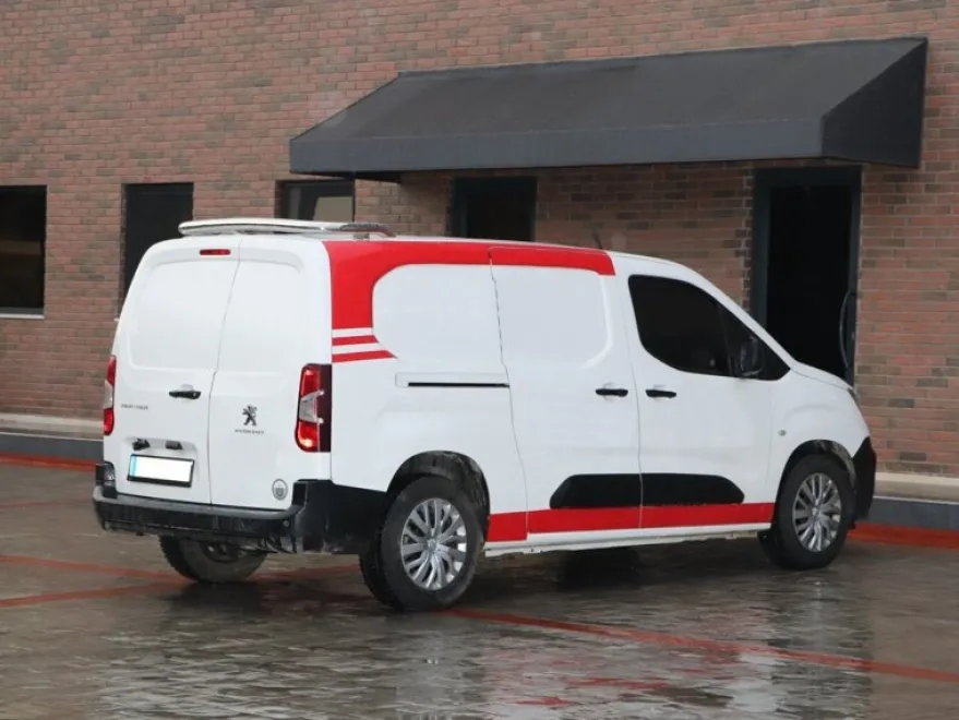 Takbåge Bak Svart - Peugeot Partner K9 2019->